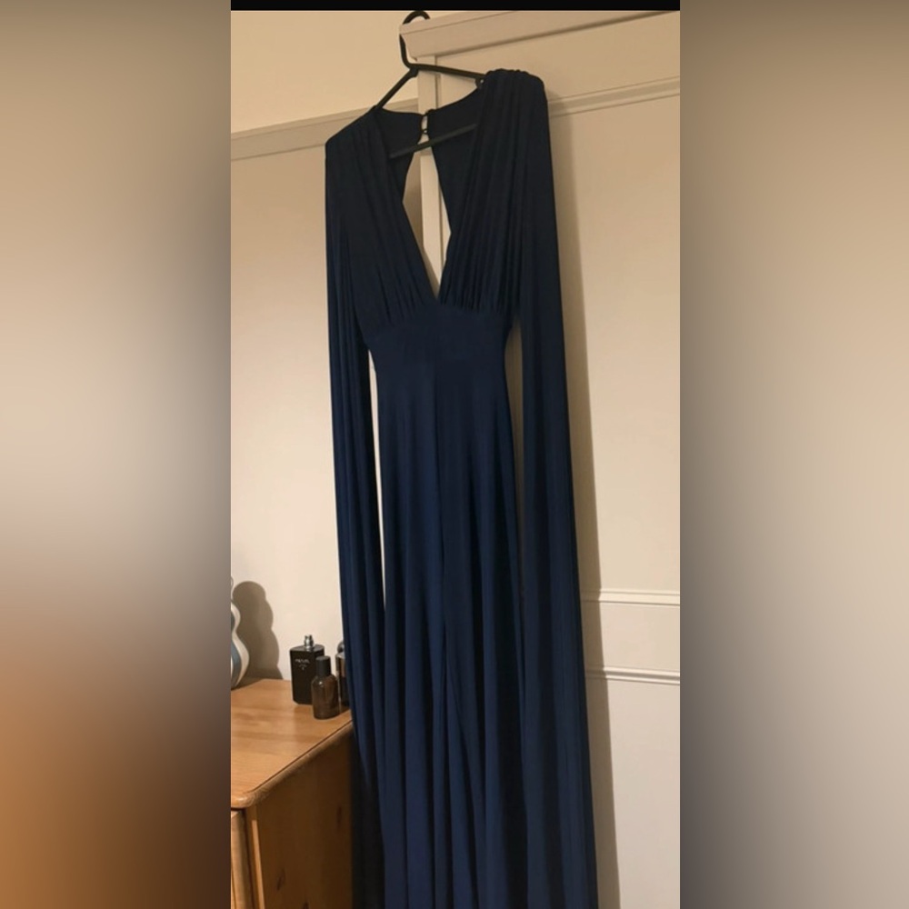 BNWT Navy Plunge front Cape Jumpsuit - Picture 9 of 11